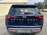 2022 Nissan Pathfinder photo 8