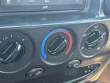 2000 Toyota Tundra photo 18