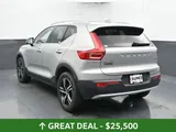 2024 Volvo XC40 photo 12