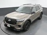 2027 Ford Explorer photo 41