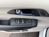 2023 Chrysler Pacifica photo 12