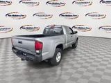 2018 Toyota Tacoma photo 9
