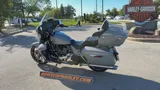 2025 Harley-Davidson® Street Glide Ultra photo 6