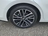 2025 Toyota Camry photo 9