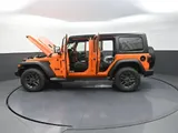 2026 Jeep Wrangler photo 33