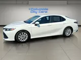 2019 Toyota Camry photo 1