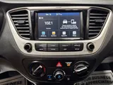 2021 Hyundai Accent photo 10