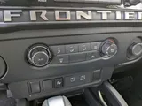 2026 Nissan Frontier photo 19