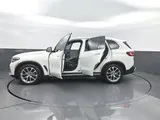2022 BMW X5 photo 39