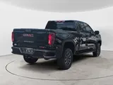 2025 GMC Sierra 1500 photo 3