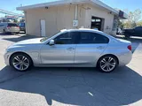 2017 BMW 3 Series photo 2