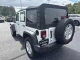 2016 Jeep Wrangler Unlimited photo 4
