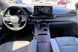 2021 Toyota Sienna photo 13