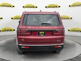 2024 Jeep Wagoneer photo 4