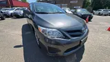 2013 Toyota Corolla photo 3