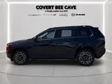 2026 Jeep Cherokee photo 9