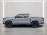 2026 Nissan Frontier photo 3