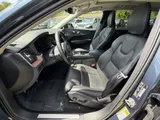 2023 Volvo XC60 photo 10