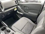 2027 Nissan Frontier photo 13