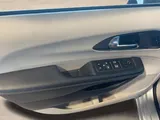 2024 Chrysler Pacifica photo 12
