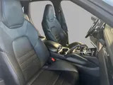 2023 Porsche Cayenne photo 23