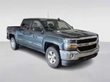 2018 Chevrolet Silverado 1500 photo 2
