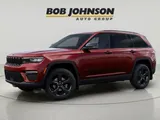 2025 Jeep Grand Cherokee photo 4