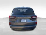 2023 Ford Escape photo 4