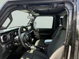 2022 Jeep Gladiator photo 14