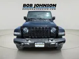 2022 Jeep Gladiator photo 9