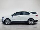 2018 Chevrolet Equinox photo 2