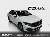 2024 Volkswagen Jetta photo 2