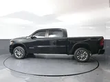 2021 Ram 1500 photo 9