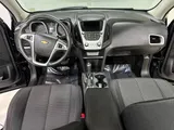 2016 Chevrolet Equinox photo 2