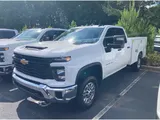 2025 Chevrolet Silverado 2500HD photo 2