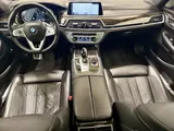 2017 BMW 7 Series photo 17
