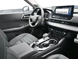 2026 Mitsubishi Outlander photo 13
