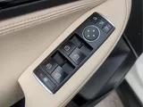 2018 INFINITI QX30 photo 13