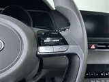 2023 Hyundai Elantra photo 27