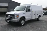 2025 Ford E-Series Cutaway photo 10