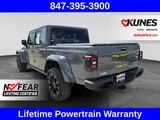 2023 Jeep Gladiator photo 8