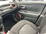 2021 Jeep Renegade photo 12