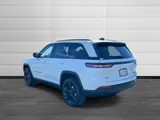 2025 Jeep Grand Cherokee photo 6