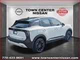 2025 Nissan Kicks photo 7