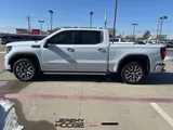 2026 GMC Sierra 1500 photo 4
