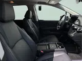 2025 Honda Odyssey photo 38