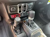2026 Jeep Gladiator photo 25
