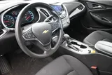2025 Chevrolet Malibu photo 19