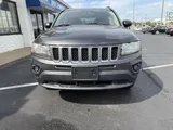 2016 Jeep Compass photo 2