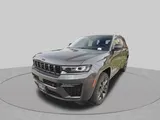 2026 Jeep Grand Cherokee photo 7